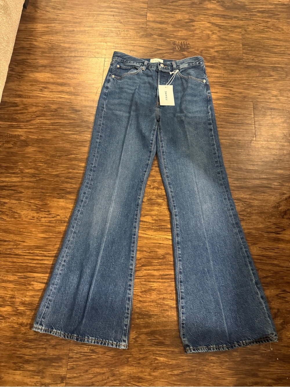 NWT frame the lax jeans size 27